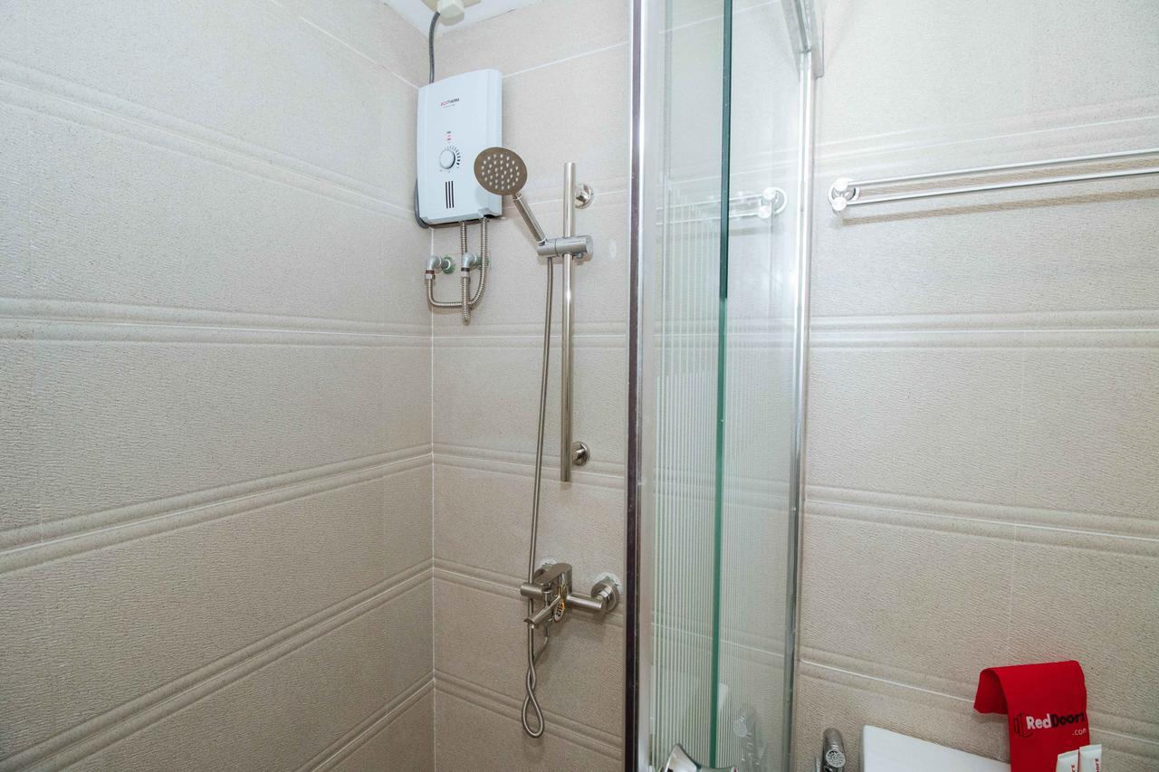 Reddoorz Premium Near Trinoma Hotel Quezon City Exterior foto