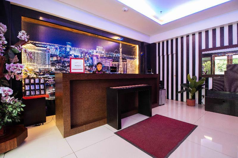 Reddoorz Premium Near Trinoma Hotel Quezon City Exterior foto
