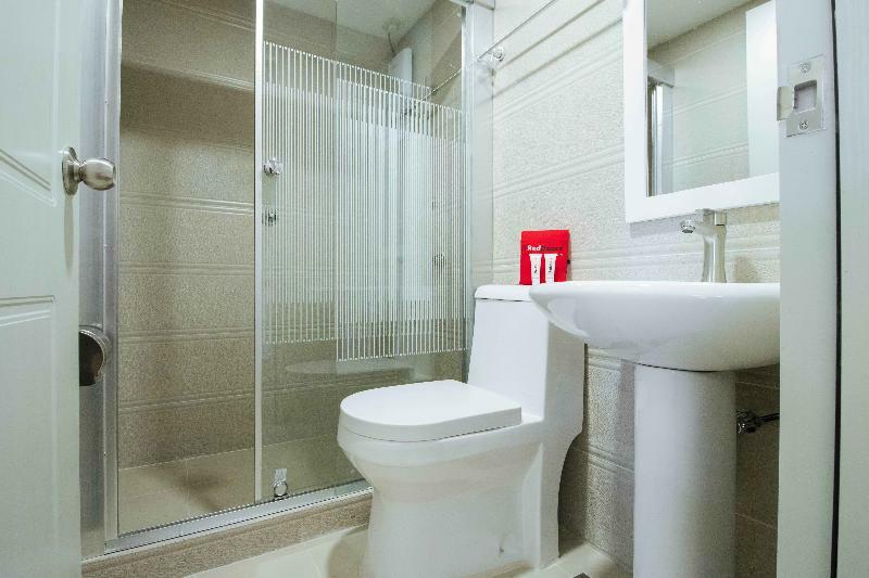 Reddoorz Premium Near Trinoma Hotel Quezon City Exterior foto