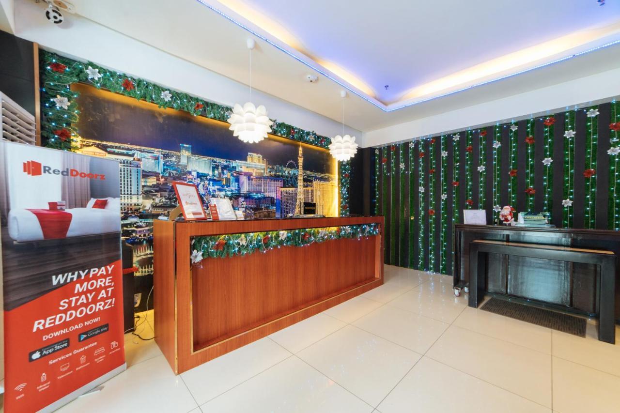 Reddoorz Premium Near Trinoma Hotel Quezon City Exterior foto