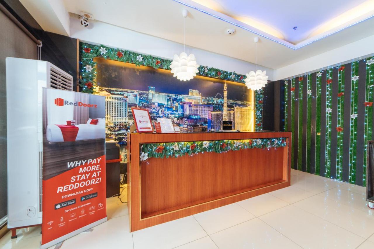 Reddoorz Premium Near Trinoma Hotel Quezon City Exterior foto