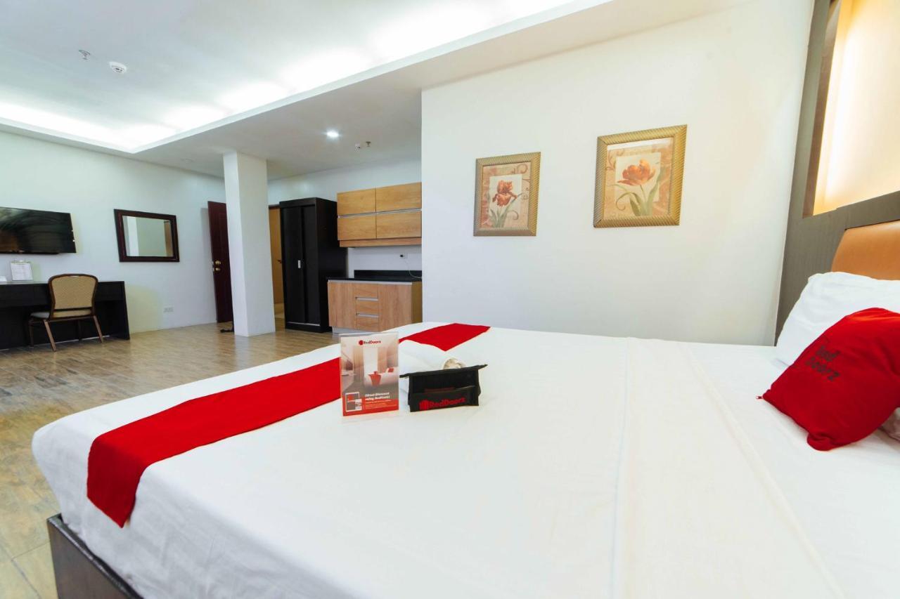Reddoorz Premium Near Trinoma Hotel Quezon City Exterior foto
