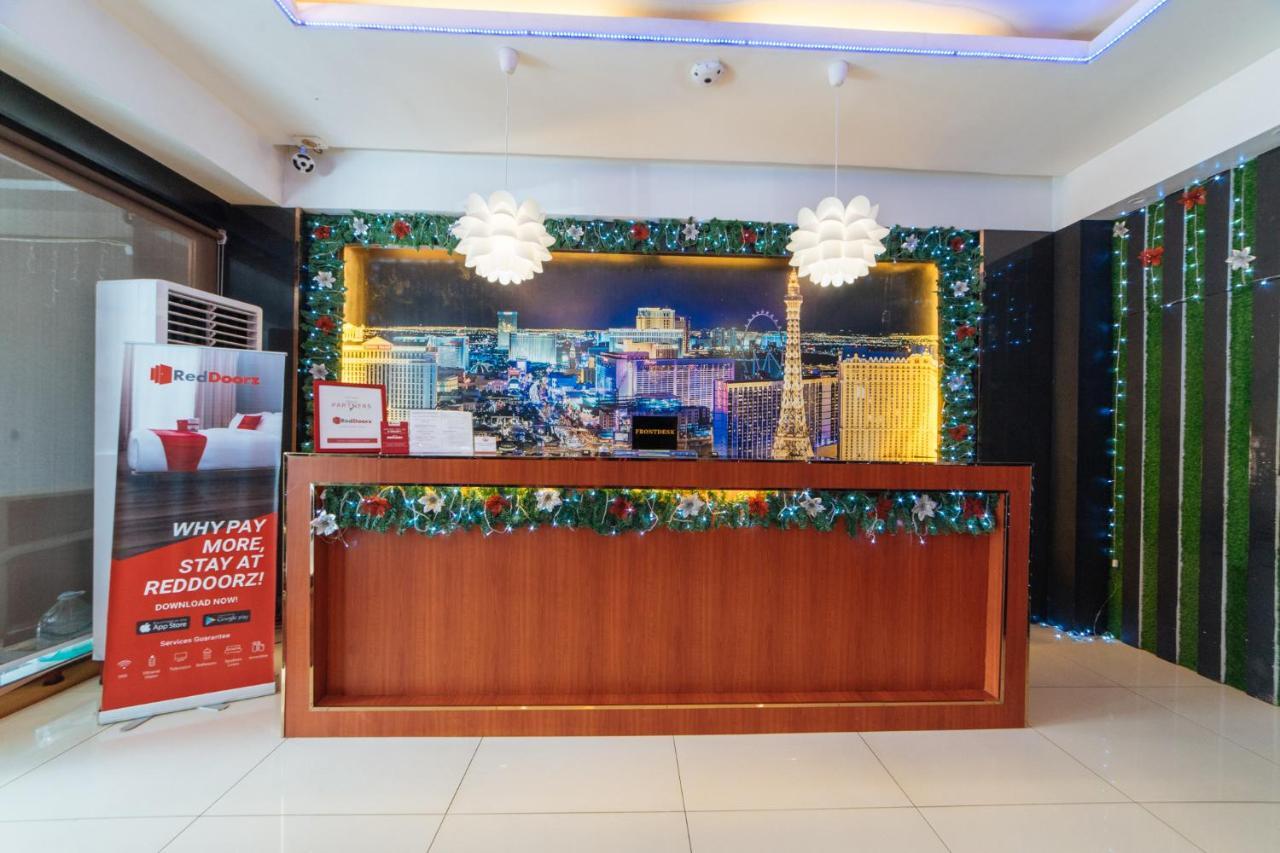 Reddoorz Premium Near Trinoma Hotel Quezon City Exterior foto